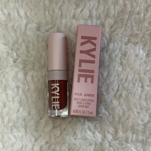 Kylie Cosmetics Matte Liquid Lipstick 808 NWT